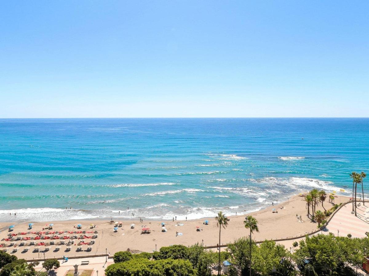 Belvilla By Oyo Estudio Benal Beach Malaga Bagian luar foto