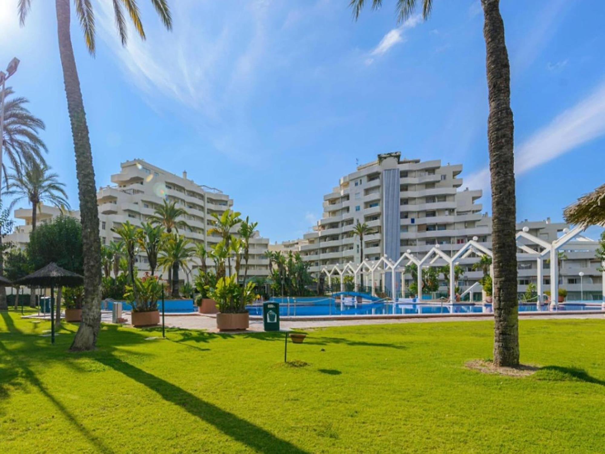 Belvilla By Oyo Estudio Benal Beach Malaga Bagian luar foto